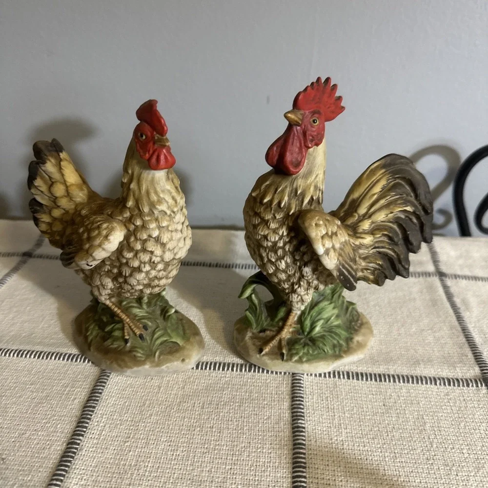 Homco Rooster and Hen Figurines Ceramic Chicken Country Decor 1446‎ 1445 Vintage